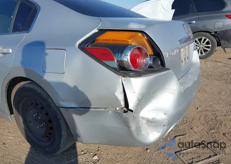 2009 Nissan Altima 2.5 S z USA, uszkodzony, nr VIN 1N4AL21E39N488917